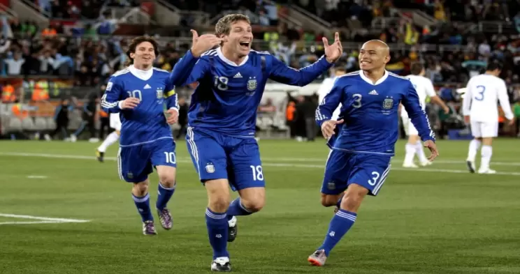 黄蜂vs76人直播_在线观看黄蜂vs76人直播_实时黄蜂vs76人直播-24直播